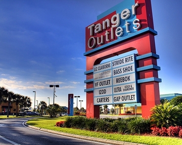 巴斯多工厂直销商场Tanger Outlet Center